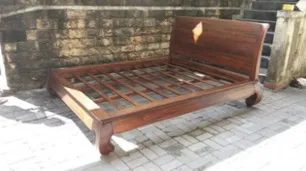 Low teak platform bed, reference 1703-042