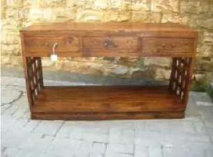 Open console buffet, lattice ends