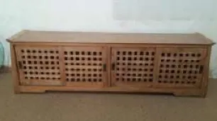Low lattice-door TV cabinet, reference B90