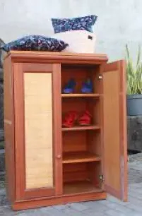 Rattan-panel cabinet, reference YB21