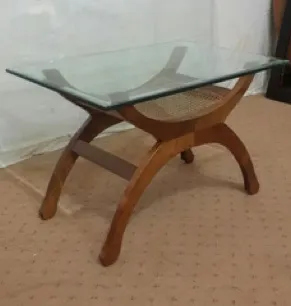 Glass coffee table, curved teak legs, reference B45 (CB)
