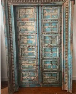 Painted antique double door, reference DO107