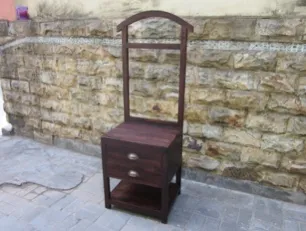 Valet stand with drawers