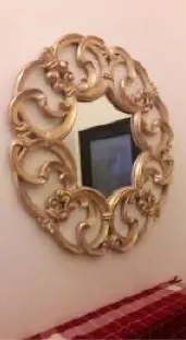 Carved round gilt mirror, reference AX17-25
