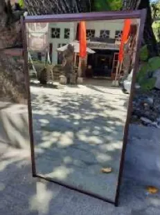 Black frame floor mirror, reference MR20-1DK