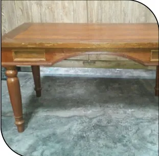Teak writing desk, reference 1710-08