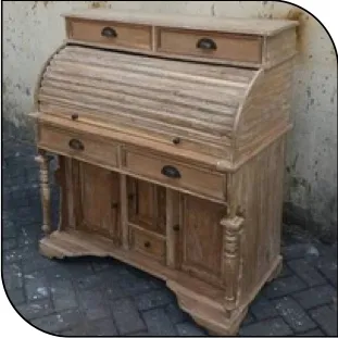 Roll-top desk