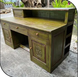 Green desk with hutch, reference WD22-28
