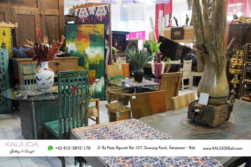 Dining table collection at Dining Room Area - Kaliuda Gallery Bali Supplier Furniture