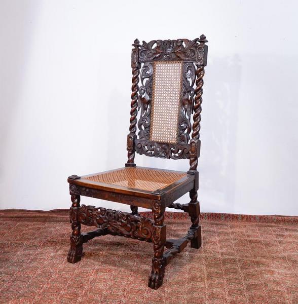Charles II Walnut & Beech - The History of Furniture 17th & 18th centuries part 1 - Blog Kaliuda Gallery Bali