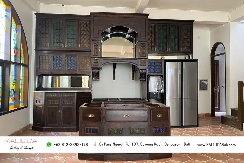 Kitchen Set for Private Residence in Sanur, Bali by Kaliuda Gallery